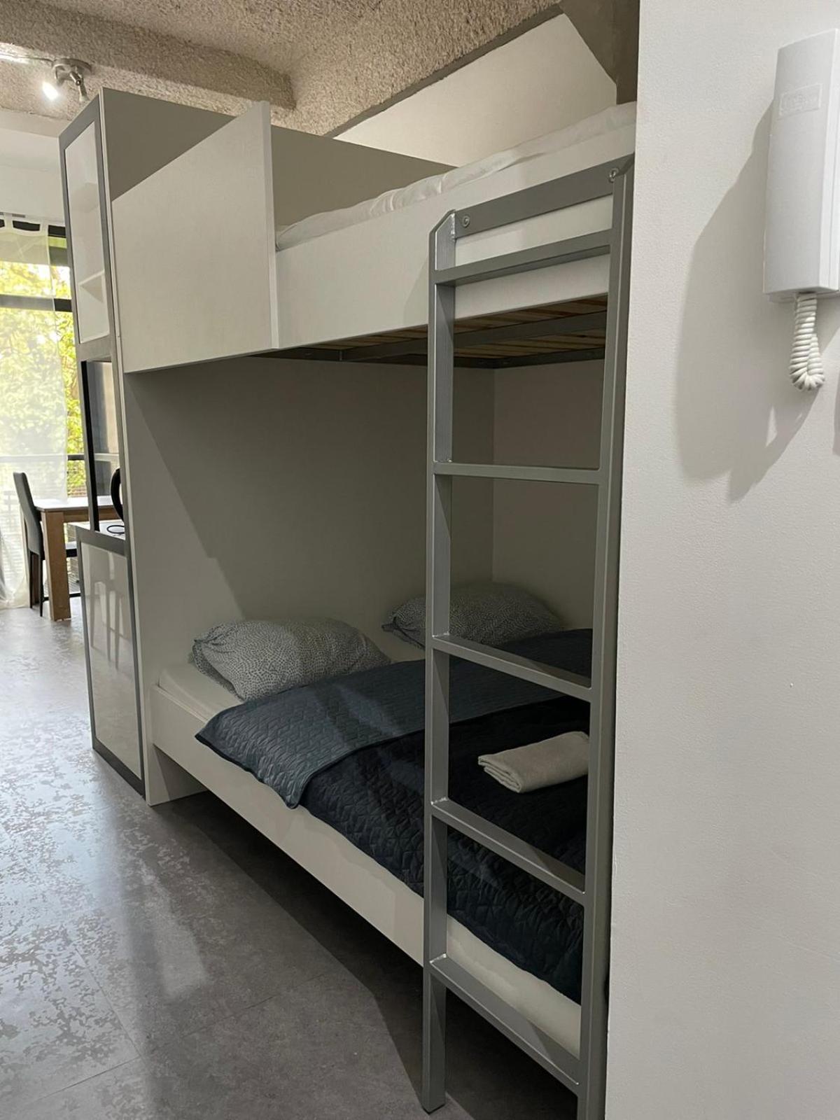 Jazzy Apartment Budapest Luaran gambar