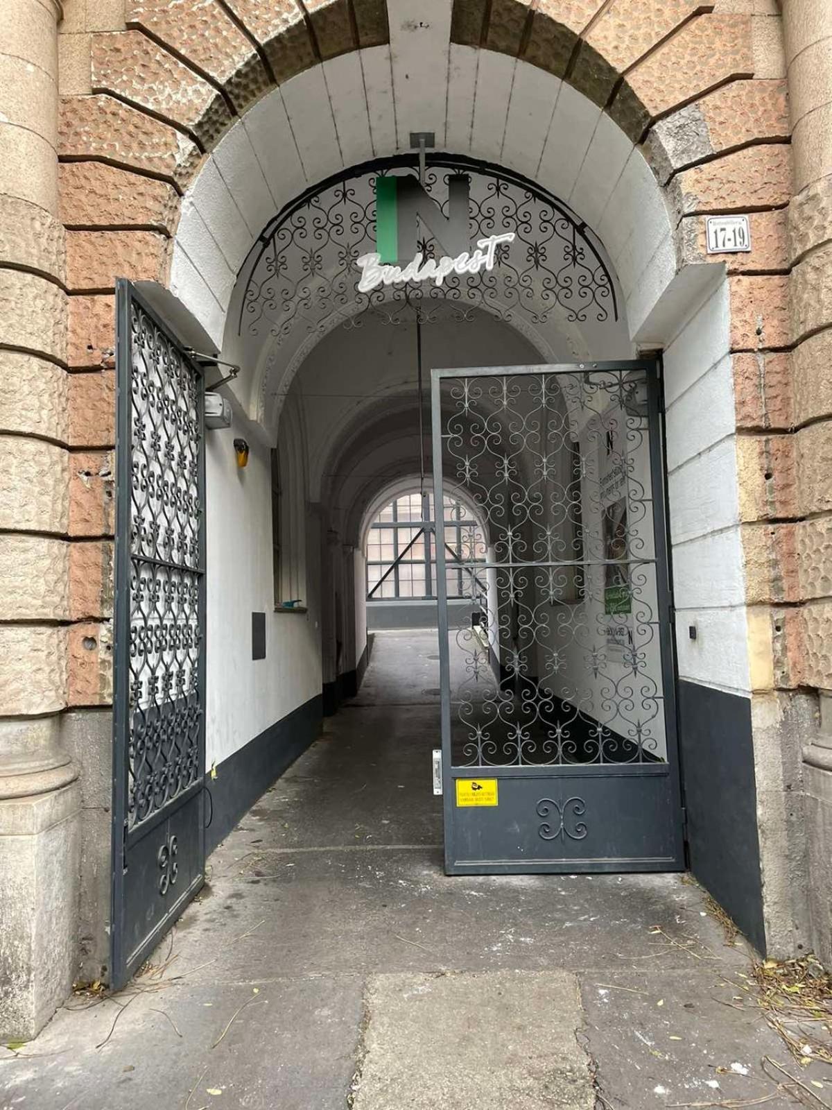Jazzy Apartment Budapest Luaran gambar